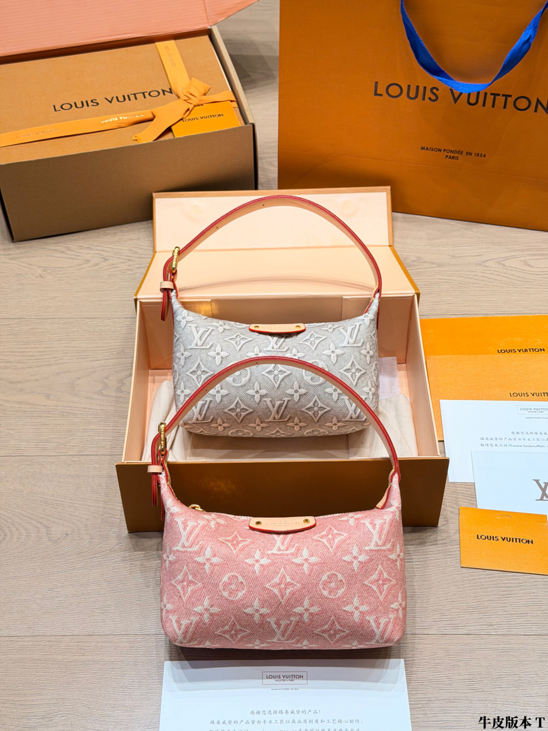 LV Monogram Handbag Monogram Canvas Cowhide Leather 9